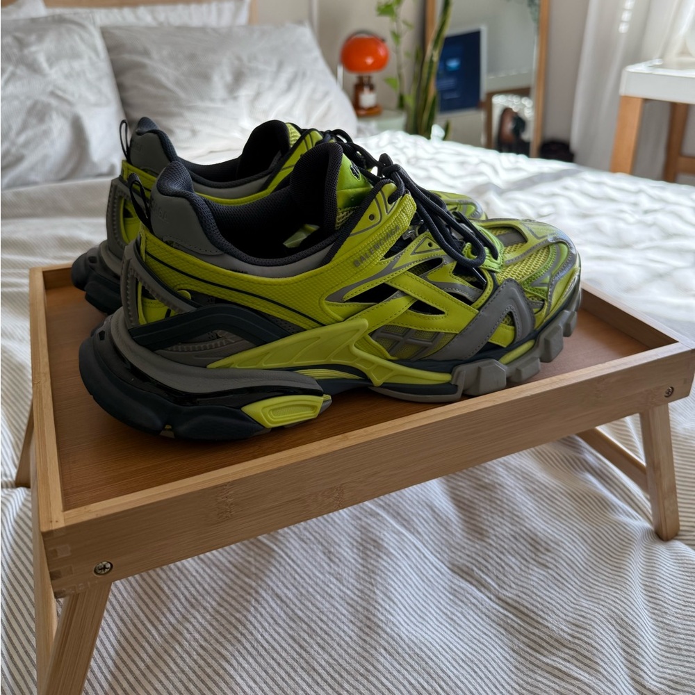 Balenciaga - Men’s Track 2 Sneakers - Size 44 (EU), 10.5 (US) - Neon Green - Picture 2 of 6